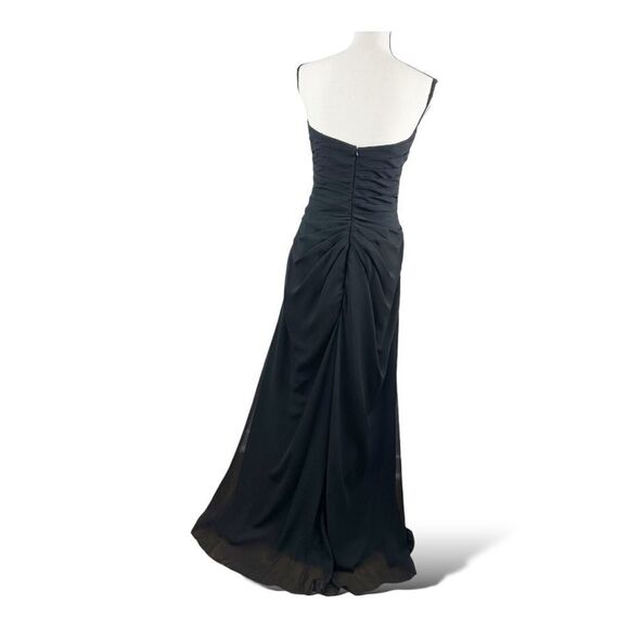 Strapless Mori Lee Black Chiffon Overlay  Gown w/Flattering Pleating Sz 8 - Picture 3 of 12